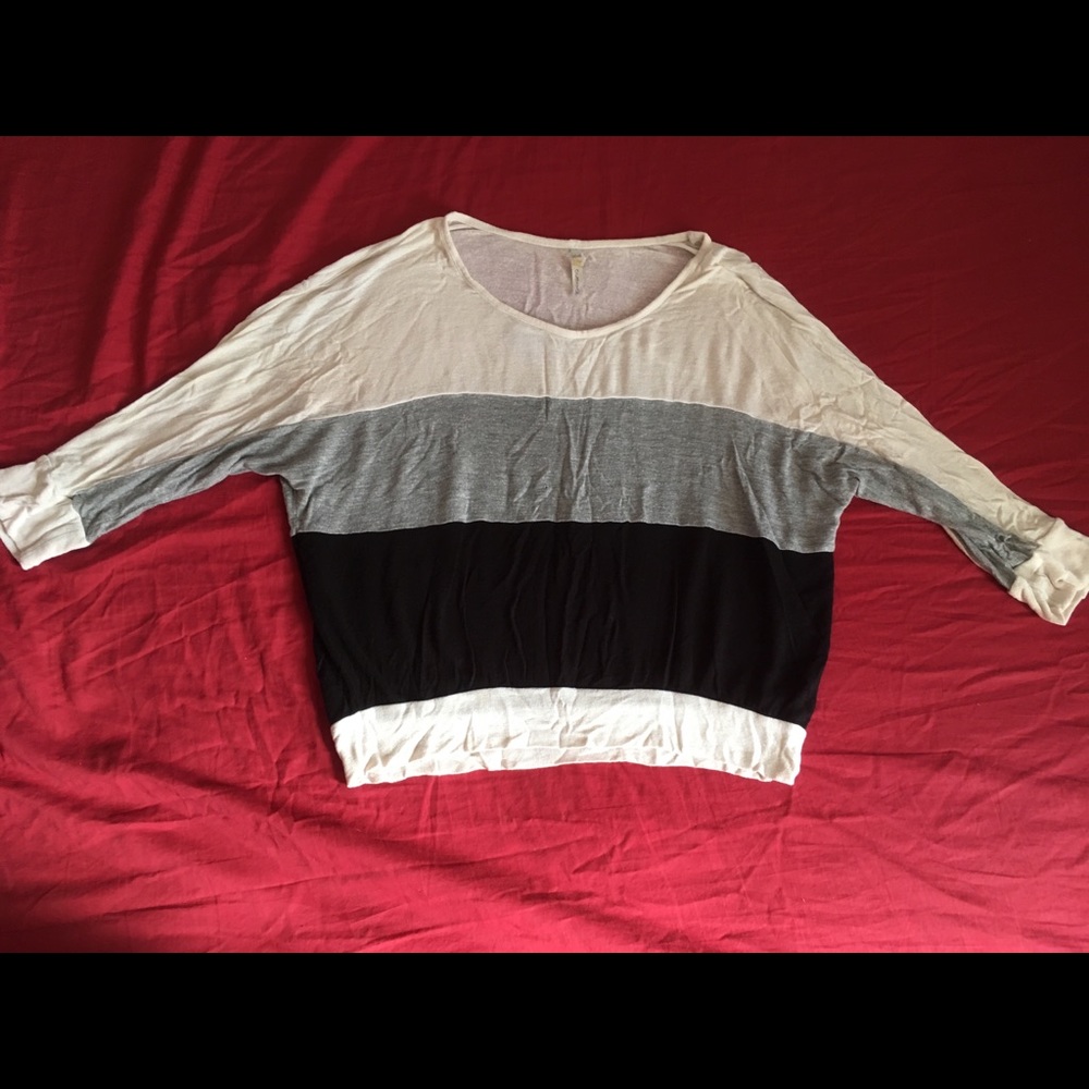Blouse by the brand OCASION